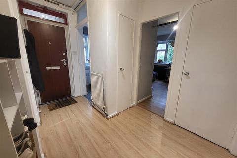 2 bedroom flat for sale, Mornington Street, Camden, NW1