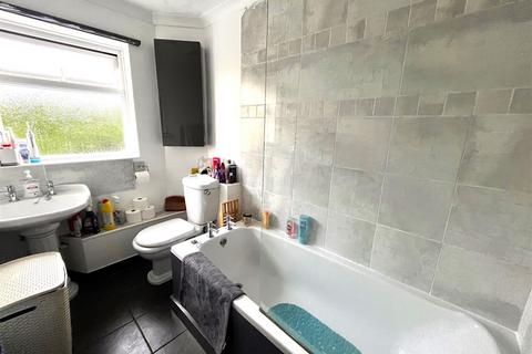 1 Beechcroft Close, Fareham, PO15 5NJ