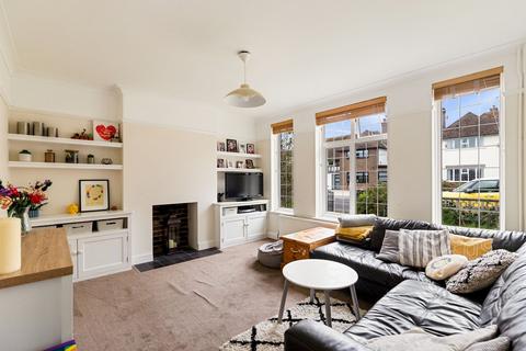 74 Surrenden Road, Folkestone, CT19 4AG