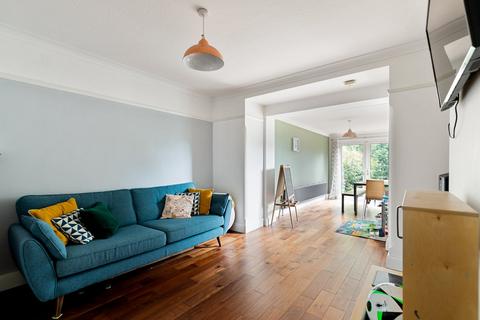 74 Surrenden Road, Folkestone, CT19 4AG