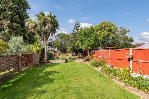 10 Wellington Avenue, Sidcup, DA15 9HG