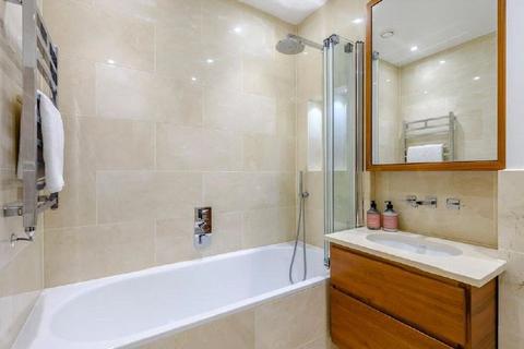 1 bedroom property to rent, Kensington Gardens Square, Kensington