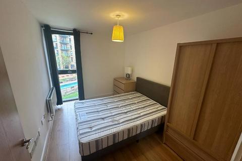 2 bedroom flat for sale, Albatross Way, London, SE16 7BY