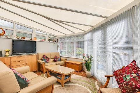 31 Albatross Gardens, Selsdon, South Croydon, CR2 8QW