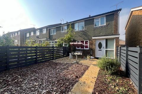 3 bedroom semi-detached house for sale, Julius Gardens, Bramingham, Luton, Bedfordshire, LU3 3SG