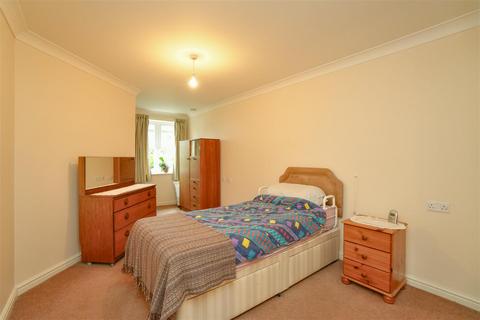 1 bedroom retirement property for sale, Belfry Court, The Village, Wigginton, York