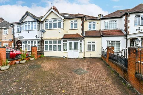 6 bedroom house for sale, Great West Road, Hounslow, TW5