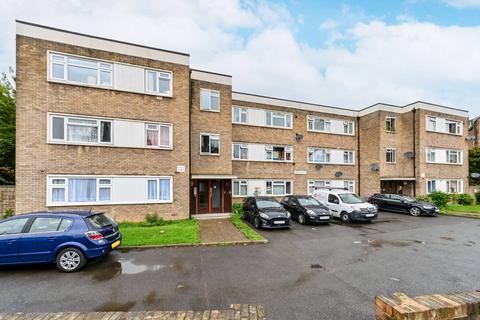 2 bedroom flat for sale, Church Road, Hounslow, TW5