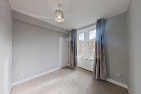 2 bedroom flat to rent, Tollcross Road, Glasgow, G31