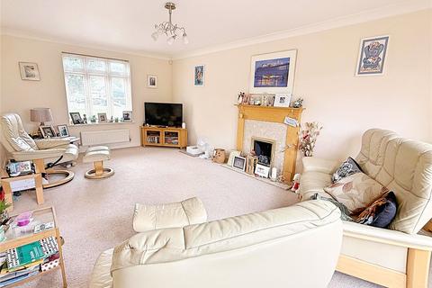 4 bedroom semi-detached house for sale, Rowan Way, Angmering, Littlehampton, West Sussex, BN16