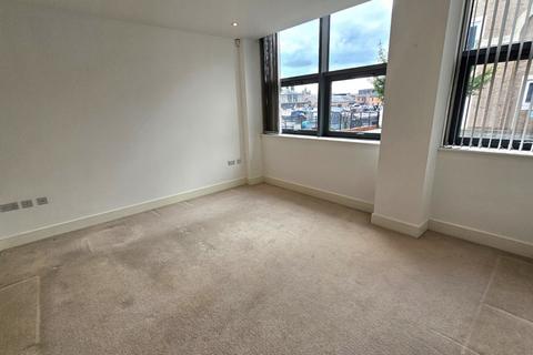 1 bedroom flat to rent, Armstrong Drive, WR1