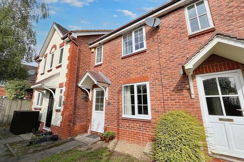 2 bedroom terraced house to rent, Birch Close, Sutton Coldfield