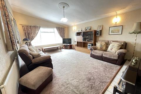 undefined, Heol Y Parc, Cefneithin, Llanelli