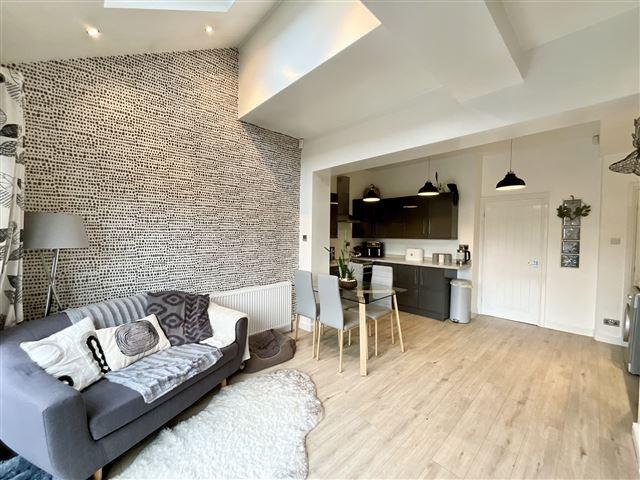 Living/kitchen/dining space