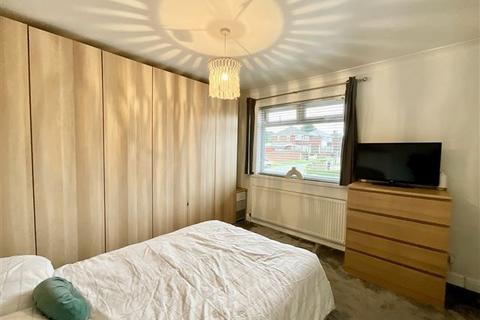 11 Lound Road, Sheffield, S9 4BH