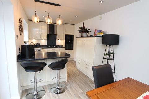3 Howards Dean, Haworth, Keighley, BD22 0TD