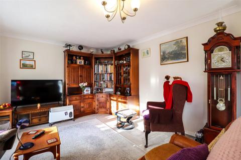 6 Ashplants Close, Bideford, EX39 3PE