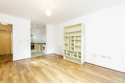 1 bedroom flat to rent, N8