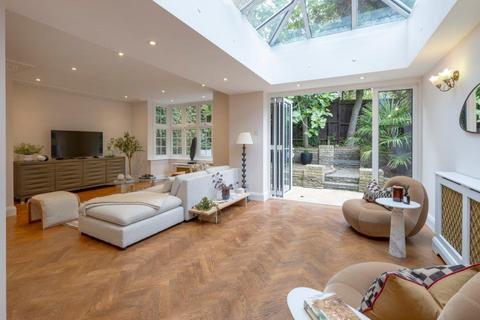 4 bedroom semi-detached house to rent, Fitzjohns Avenue, Hampstead, London, NW3