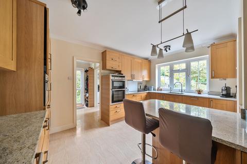 4 bedroom detached house for sale, Picton Way, Reading RG4