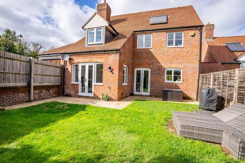 4 bedroom detached house for sale, Humbers Hoe, St. Albans AL3