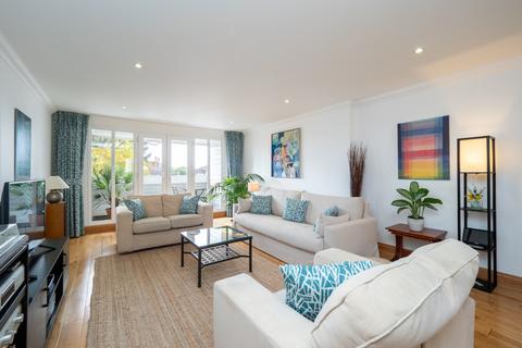 2 bedroom apartment for sale, The Broadway, Sutton SM3