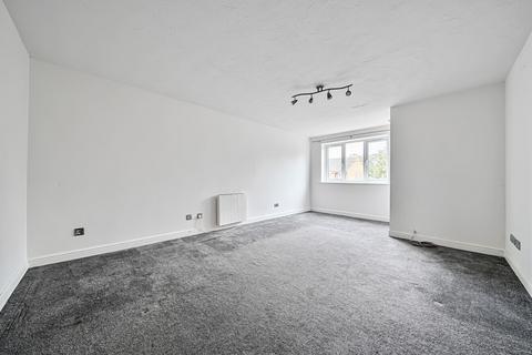 2 bedroom apartment for sale, Mullards Close, Mitcham CR4