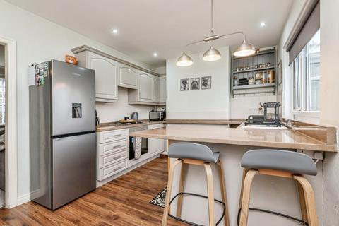 13 Clare Crescent, Wyke, Bradford, BD12 8LD