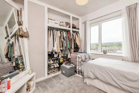 13 Clare Crescent, Wyke, Bradford, BD12 8LD