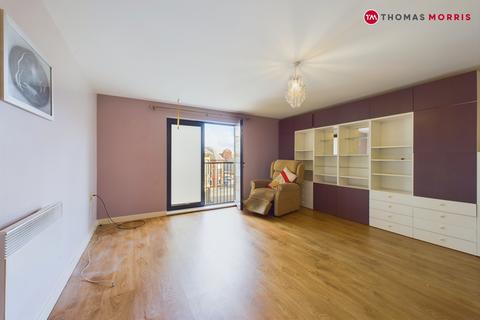 2 bedroom apartment for sale, Hawkins Court, Huntingdon PE29