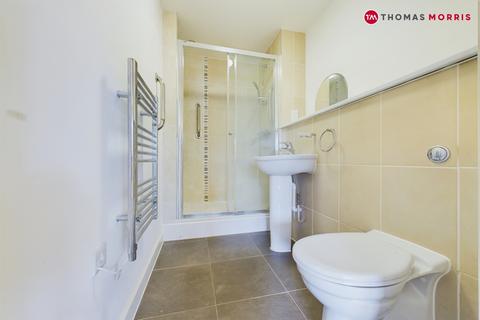 2 bedroom apartment for sale, Hawkins Court, Huntingdon PE29