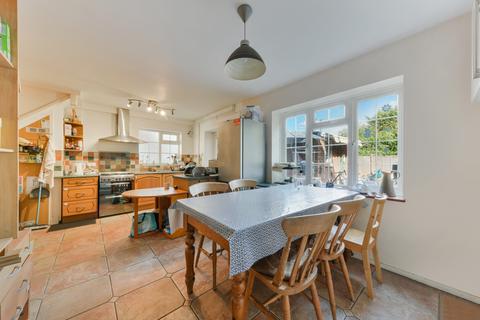 104 Linkway, London, SW20 9AZ