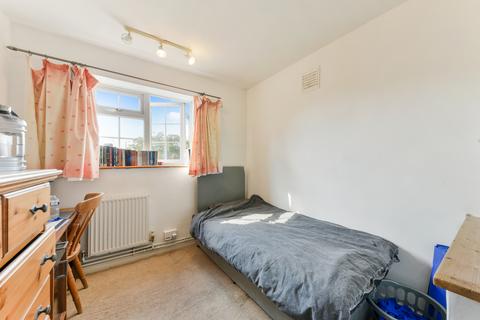 104 Linkway, London, SW20 9AZ