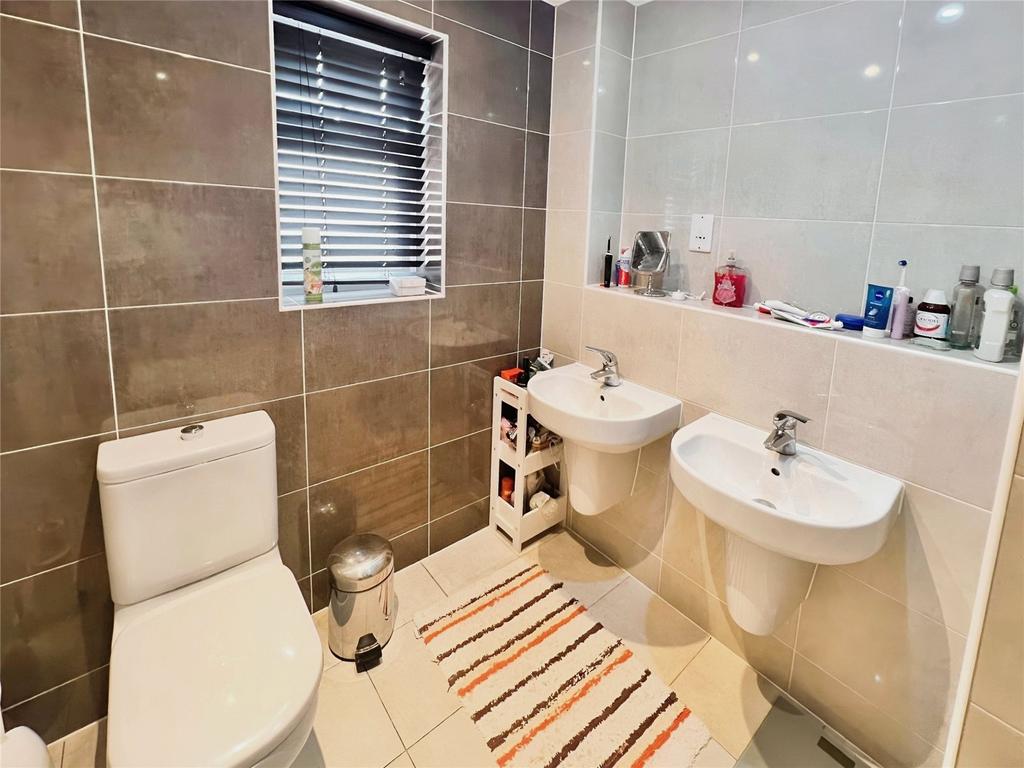 En Suite Shower