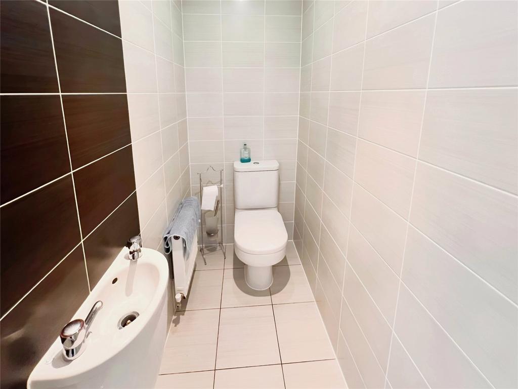 Cloakroom Wc