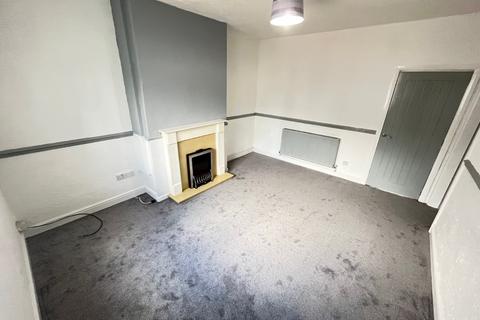 2 bedroom house to rent, Hassam Avenue, Staffordshire ST5