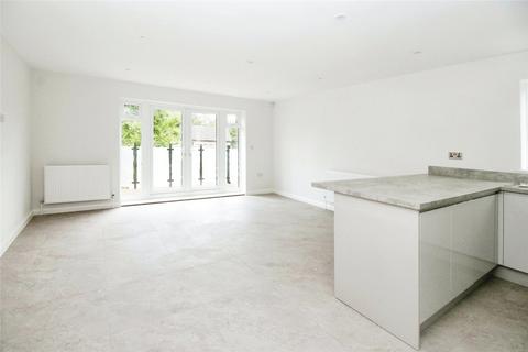 2 bedroom flat for sale, Weybridge Close, Kent ME5