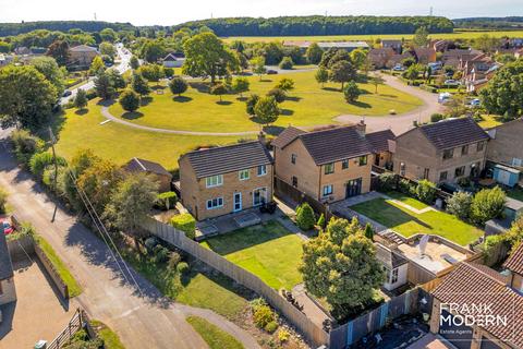 4 bedroom detached house for sale, Mallard Close, Essendine, PE9