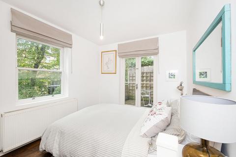 1 bedroom apartment for sale, Cambridge Gardens, Ladbroke Grove, W10