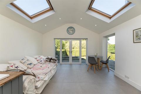 33 Maylea Drive, Otley, LS21 3ND