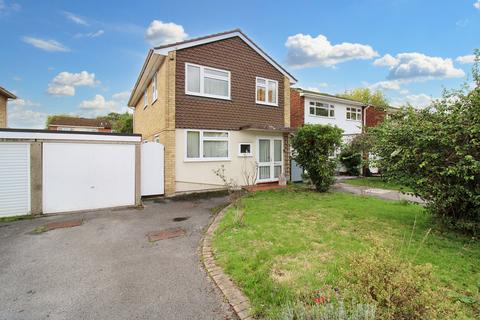 4 bedroom detached house for sale, Fleming Close,  Farnborough, GU14