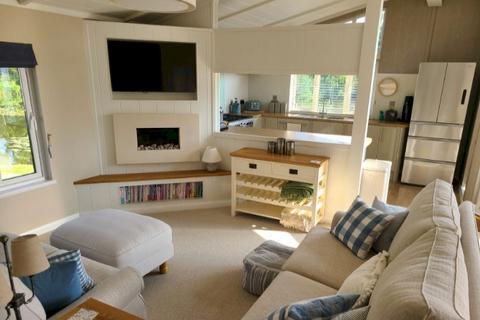 2 bedroom lodge for sale, Waveney Valley Lakes, , Wortwell IP20