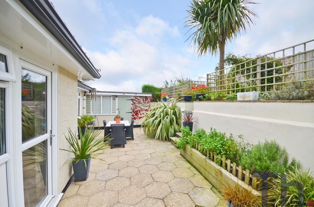 Patio &amp; Raised Garden.JPG