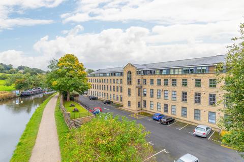 2 bedroom apartment for sale, Wood Street, Crossflatts, Bingley, West Yorkshire, BD16