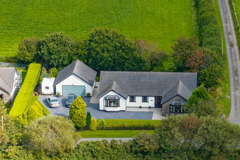 4 bedroom detached bungalow for sale, Hill View, Bancyffordd, Llandysul, Carmarthenshire