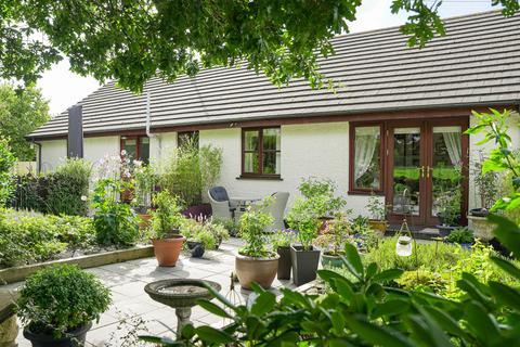 4 bedroom detached bungalow for sale, Hill View, Bancyffordd, Llandysul, Carmarthenshire