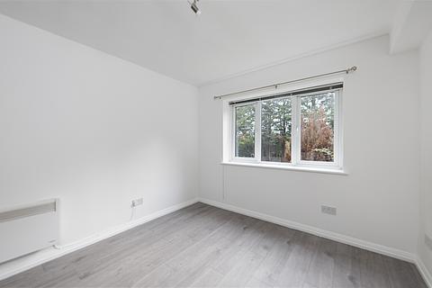 1 bedroom flat for sale, Mayfield Court, Albert Road, South Norwood, SE25