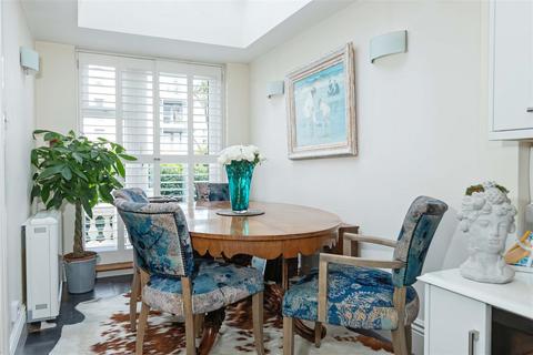 undefined, Heene Terrace, Worthing