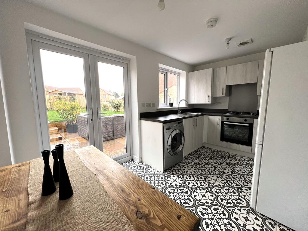 Kitchen dining