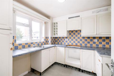 2 bedroom apartment for sale, Stocksfield Road, Walthamstow